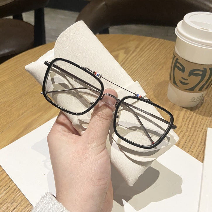 Unleash Your Wild Style with Leopard Print Myopia Glasses