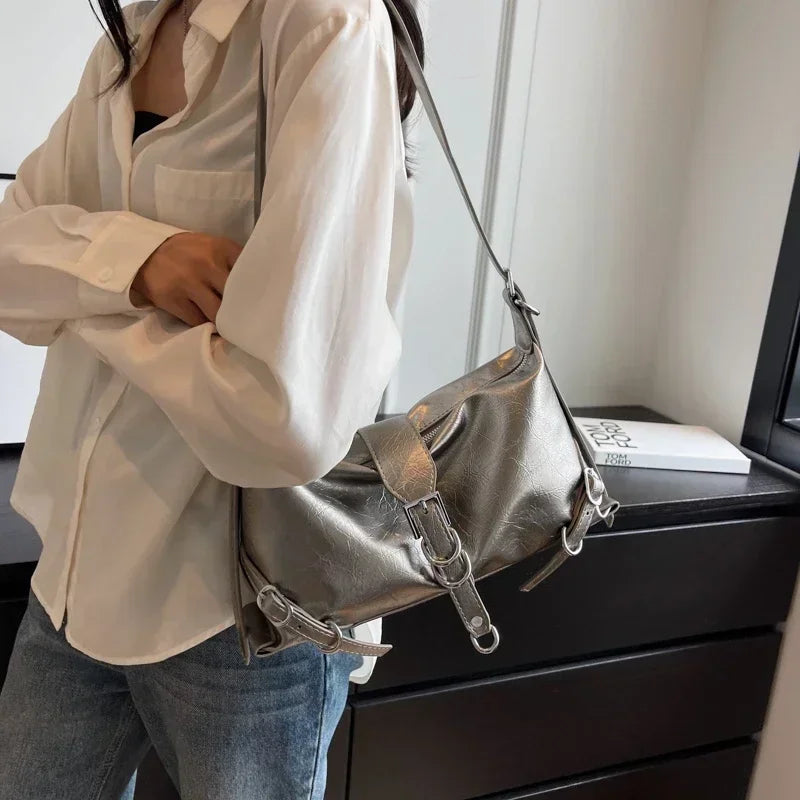 2024 Shoulder Bag: Spacious, Versatile, High-Quality
