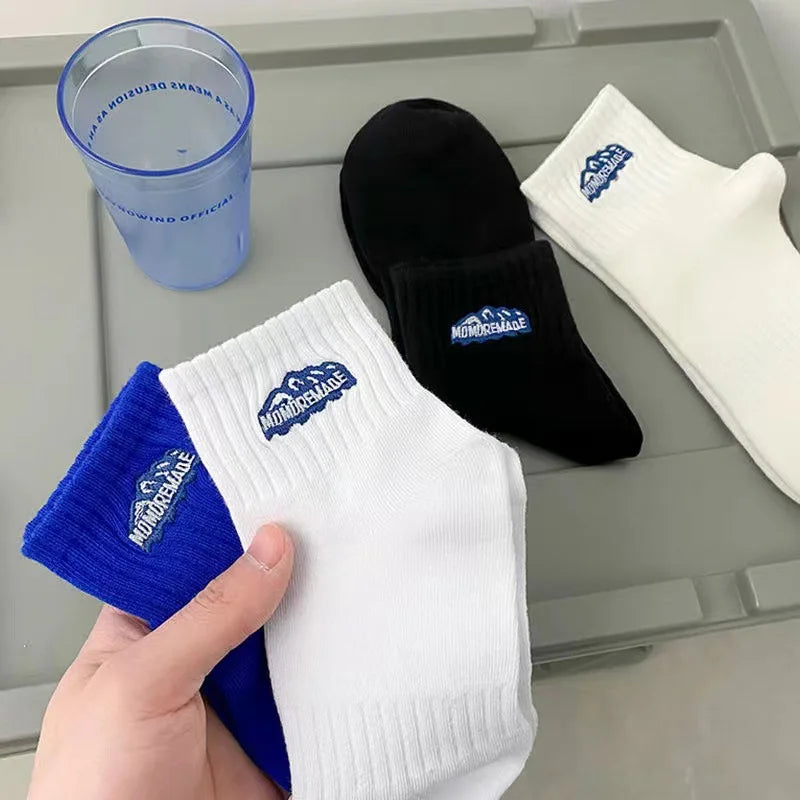 4 Pairs of Unisex Medium Length Socks - Spring and Summer Thin Sports Socks for Men and Women, Knee-High