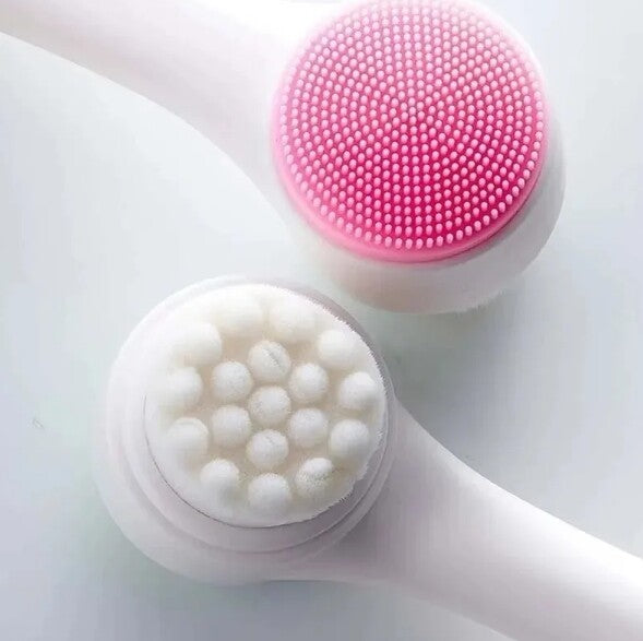 Cleanse & Massage: Silicone Facial Brush for Radiant Skin
