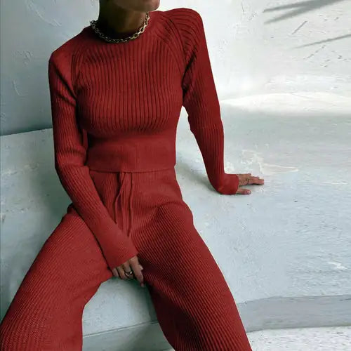 Effortless Chic: Knitted Wide-Leg Pants & Top Set