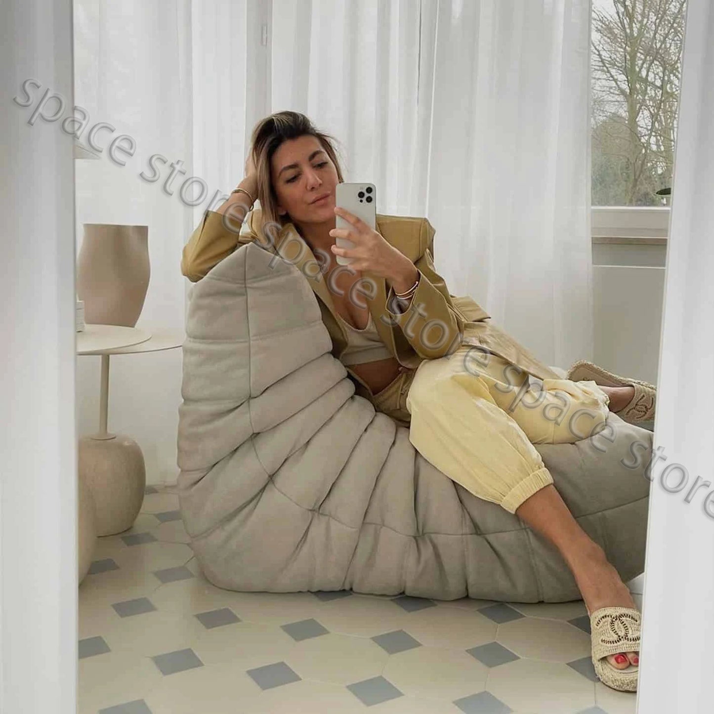 Caterpillar Single Sofa Lazy Couch - Velvet Tatami Leisure Chair for Living Room, Bedroom, Balcony, Reading and Rocking Chair
