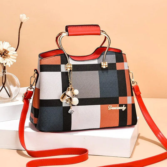 Faux Leather Crossbody Bag: Chic, Spacious, Effortlessly Versatile