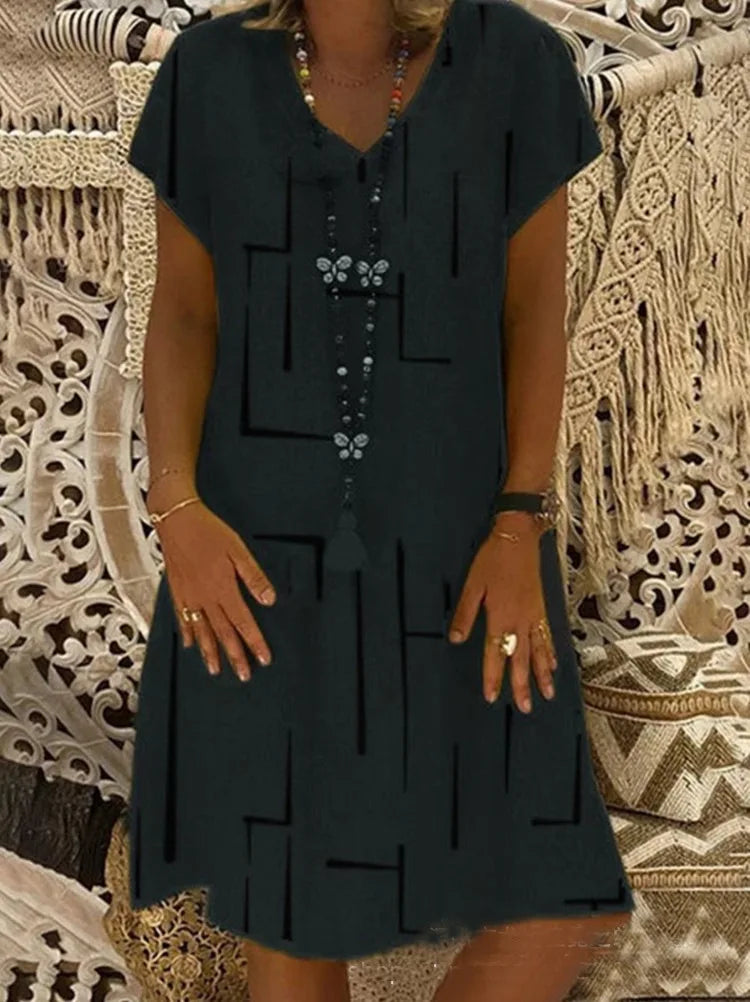 Vibrant & Flowy: Plus Size Summer Dress with Bold Print