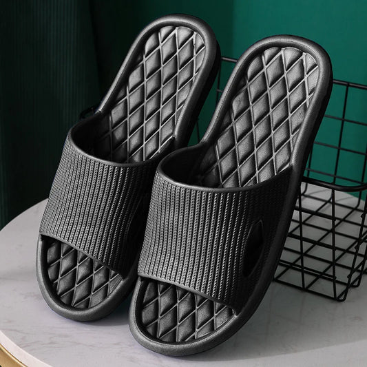 Relax in Ultimate Comfort: Soft Indoor Slippers for Couples