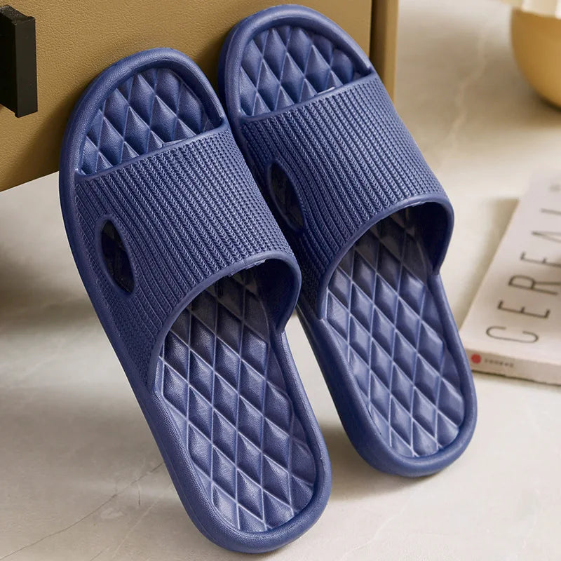 Relax in Ultimate Comfort: Soft Indoor Slippers for Couples