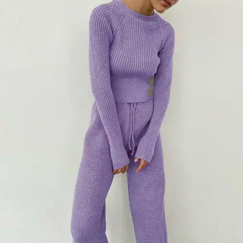 Effortless Chic: Knitted Wide-Leg Pants & Top Set