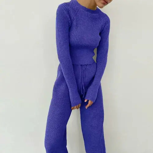 Effortless Chic: Knitted Wide-Leg Pants & Top Set