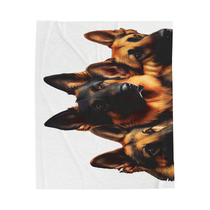 German Shepherd Velveteen Blanket: Luxurious Comfort for GSD Lovers