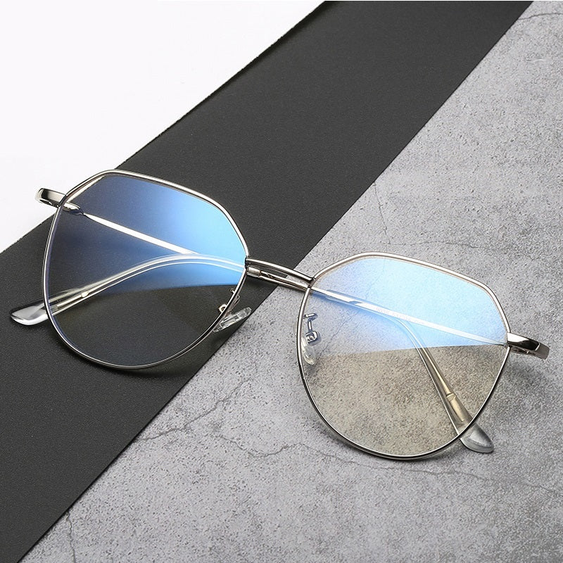 Korean-Inspired Retro Elegance:  Myopia Glasses with Round Metal Frames