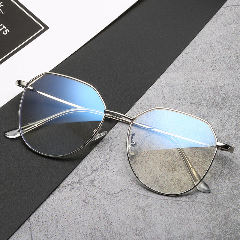 Korean-Inspired Retro Elegance:  Myopia Glasses with Round Metal Frames