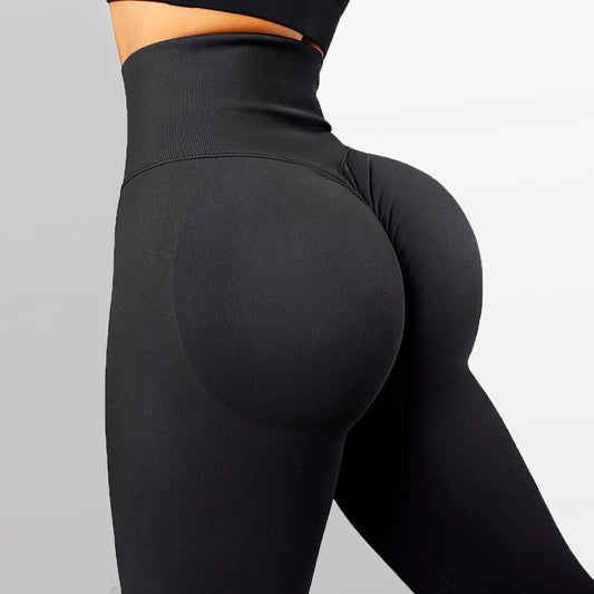 Sculpted Silhouette:  Seamless High-Waist Yoga Pants for a Flattering Fit