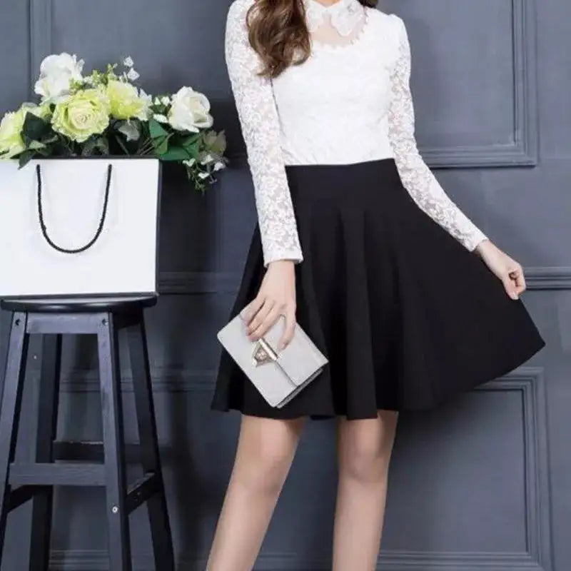 Elegant Cotton Skirt with Pockets: Versatile Chic and Comfort