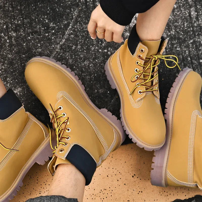 High-Quality Short Boots for Men and Women - Autumn Winter 2024, Plush Thick-Soled High Top Snow Boots for Couples, Outdoor Leisure Sports Shoes