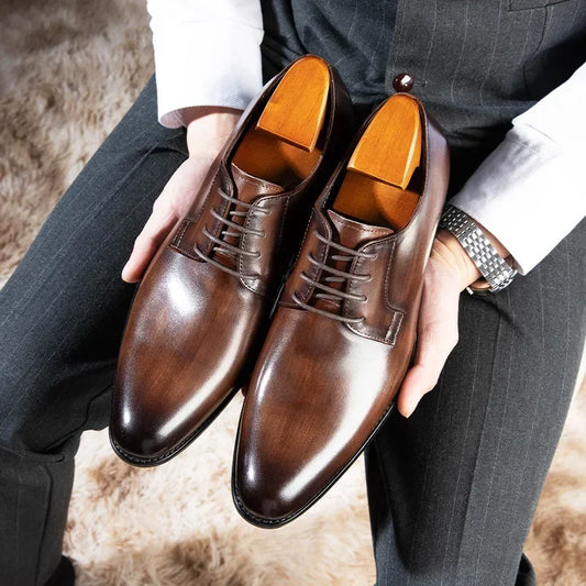 Exude Confidence: Luxury Men's Oxford Dress Shoes