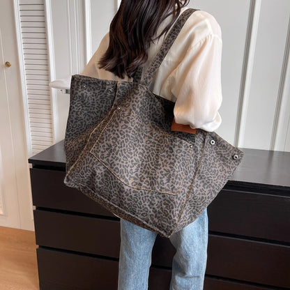 Leopard Print Canvas Tote: 2024's Must-Have Accessory