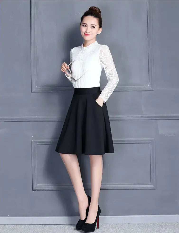 Elegant Cotton Skirt with Pockets: Versatile Chic and Comfort