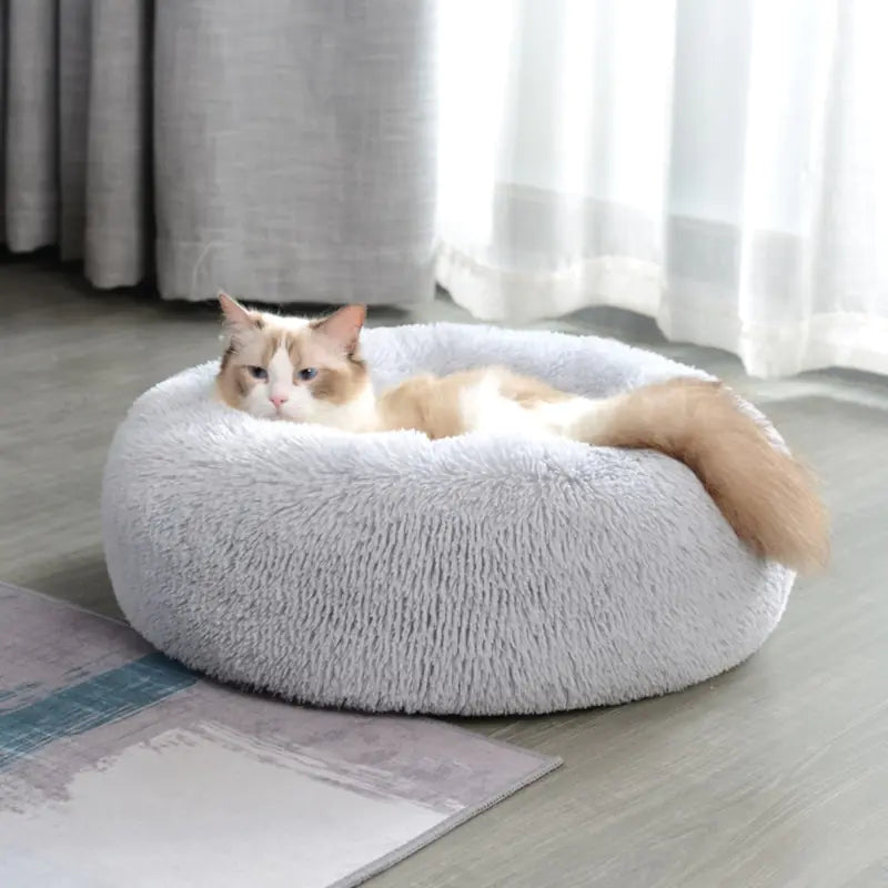 Ultimate Pet Pampering: Luxurious Plush Calming Bed