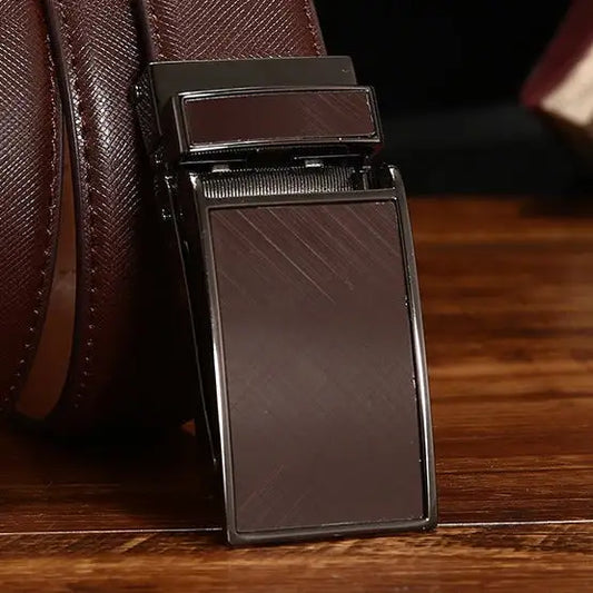 The Essential Men's Belt: Timeless Style, Durable Design